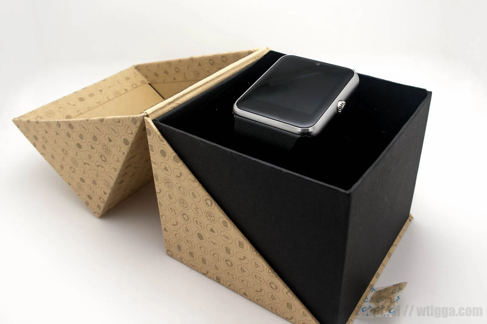 GT08 (EG08) smartwatch